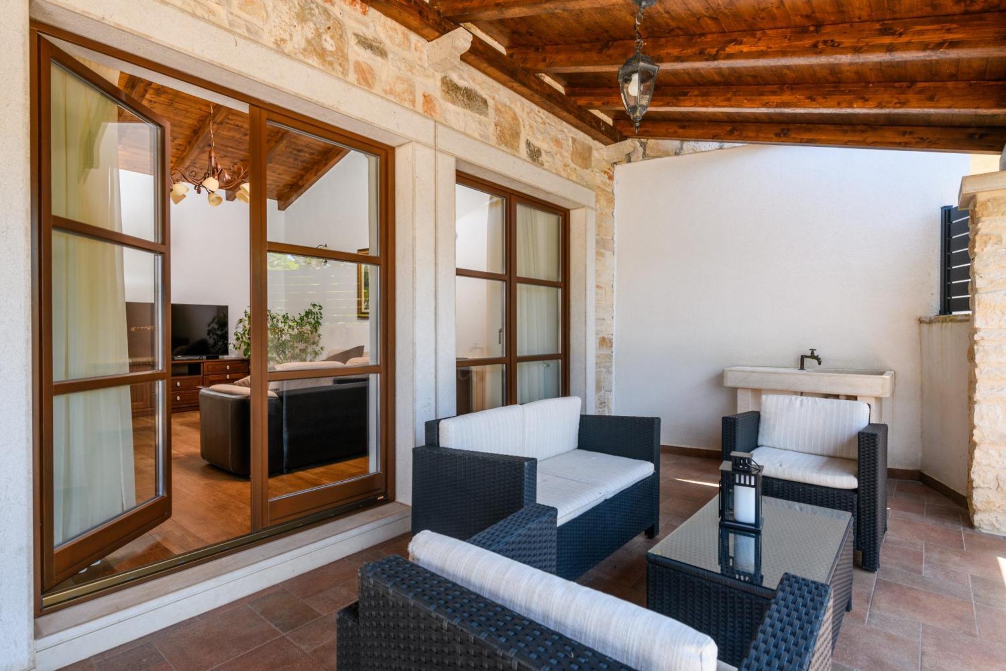 Villa Gina Valtura Buitenkant foto